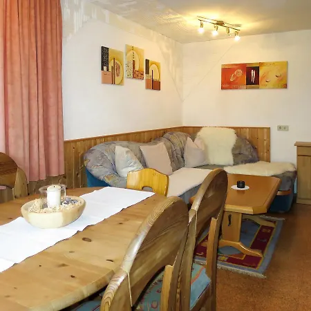 Haus Hanser 759w Lejlighed *